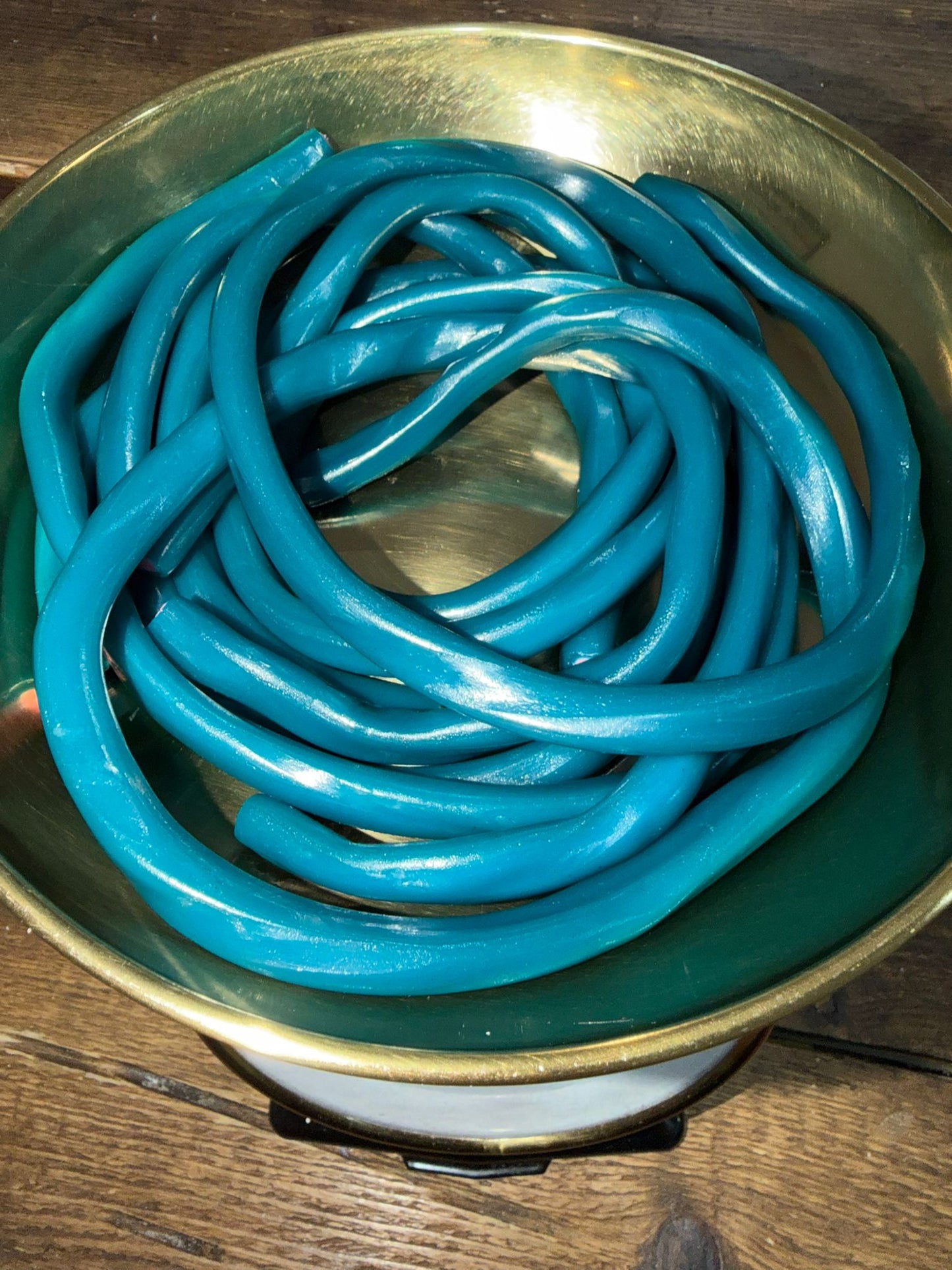 Giant Cables